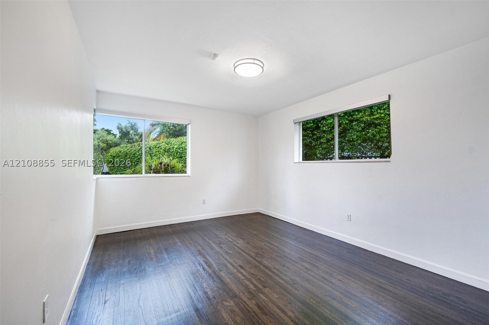 9520 E Broadview Dr, Bay Harbor Islands FL 33154
