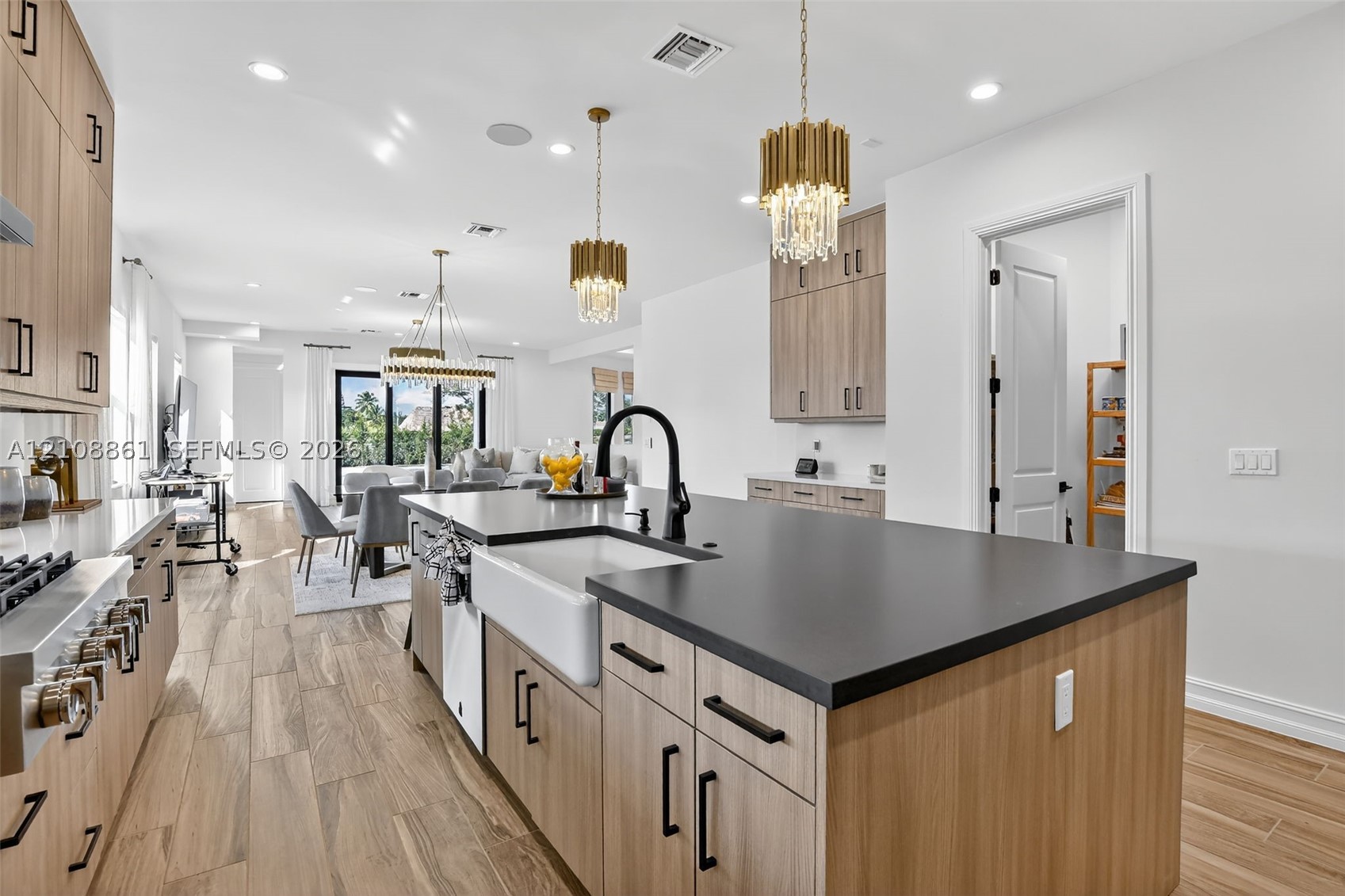14855 Millstone Ranches Dr, Davie FL 33331