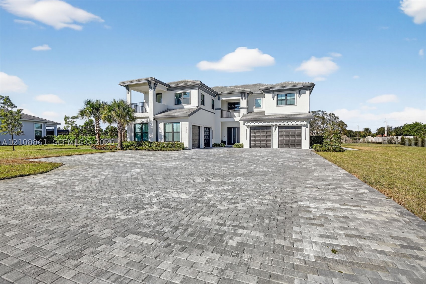 14855 Millstone Ranches Dr, Davie FL 33331