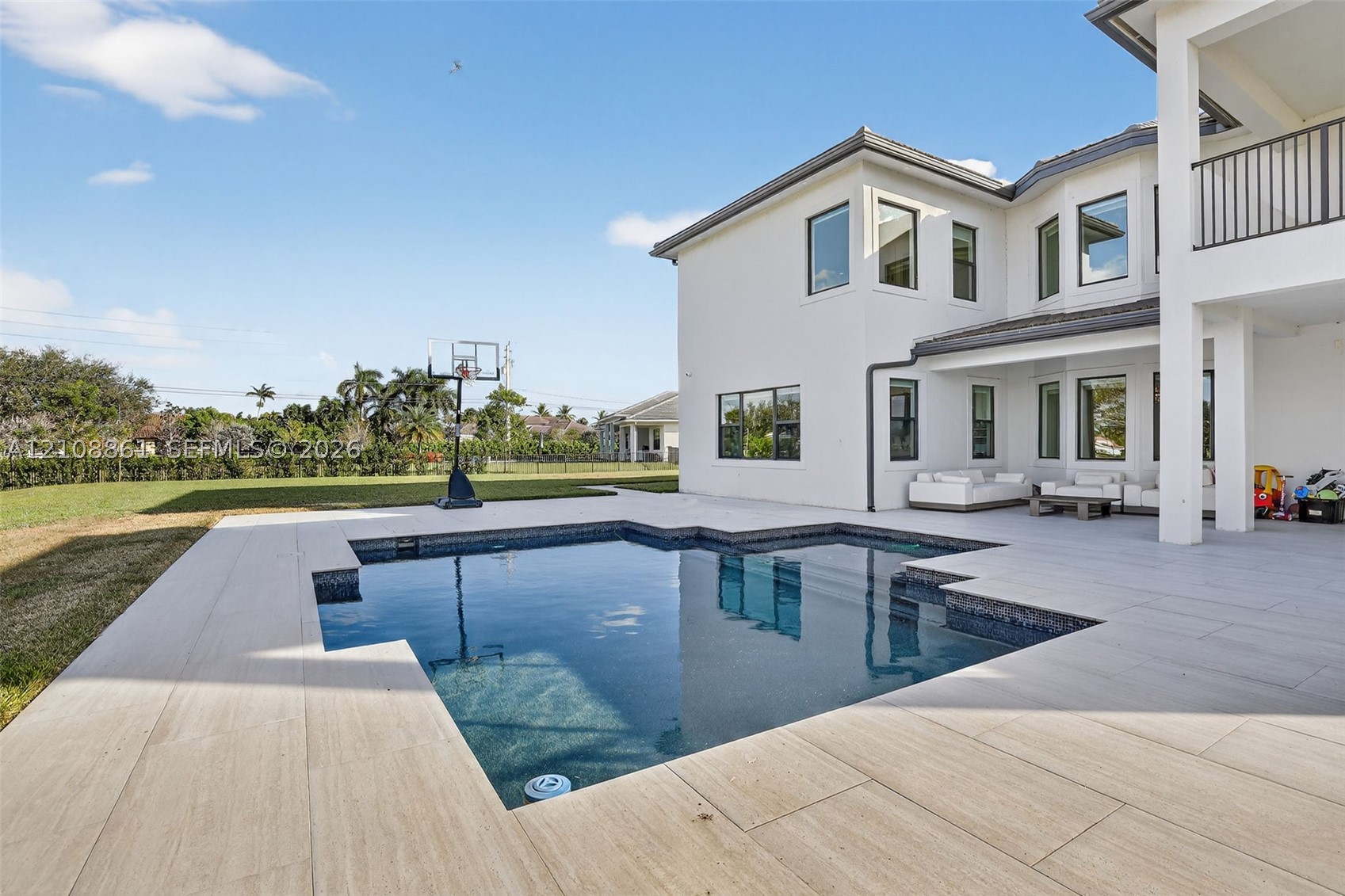 14855 Millstone Ranches Dr, Davie FL 33331