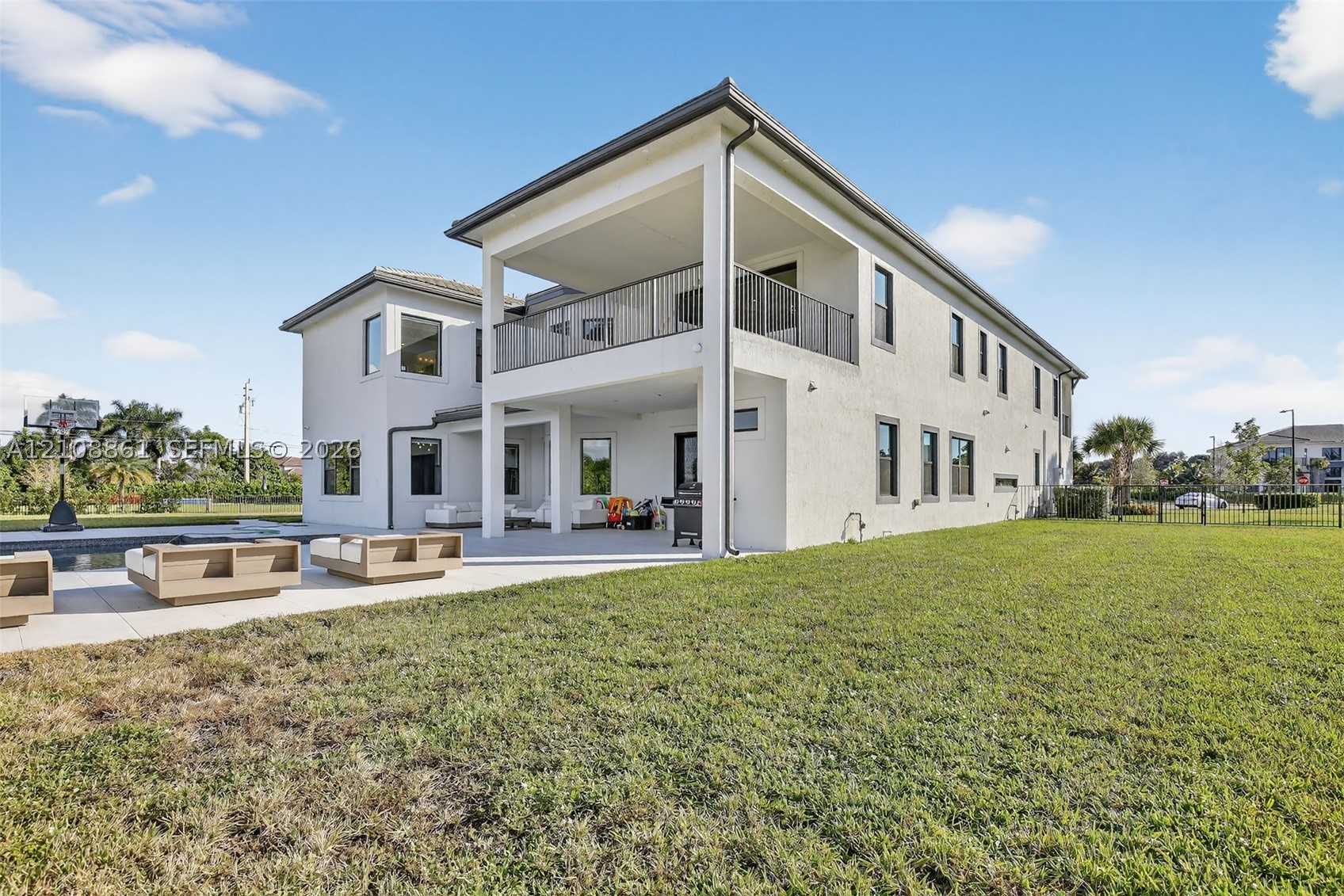 14855 Millstone Ranches Dr, Davie FL 33331