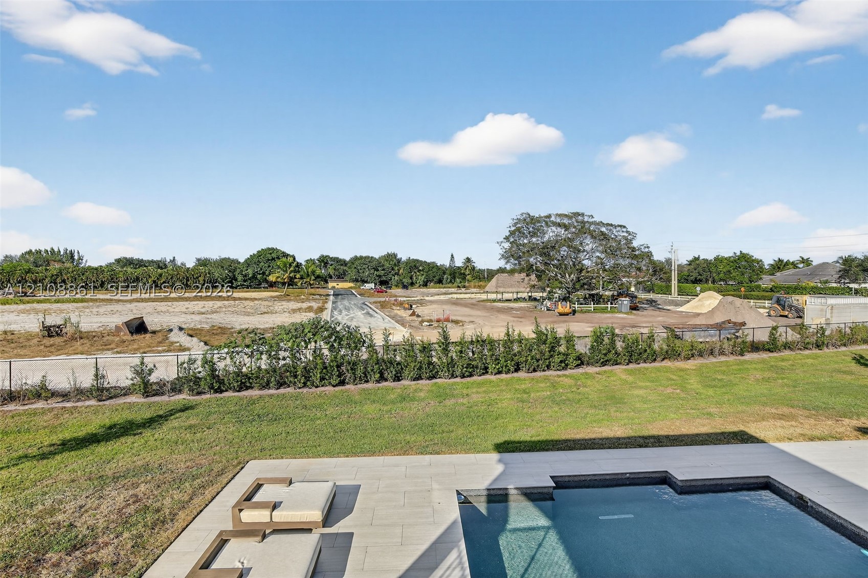 14855 Millstone Ranches Dr, Davie FL 33331