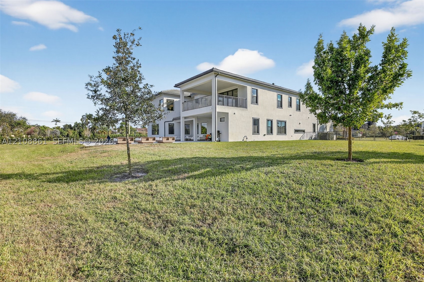 14855 Millstone Ranches Dr, Davie FL 33331