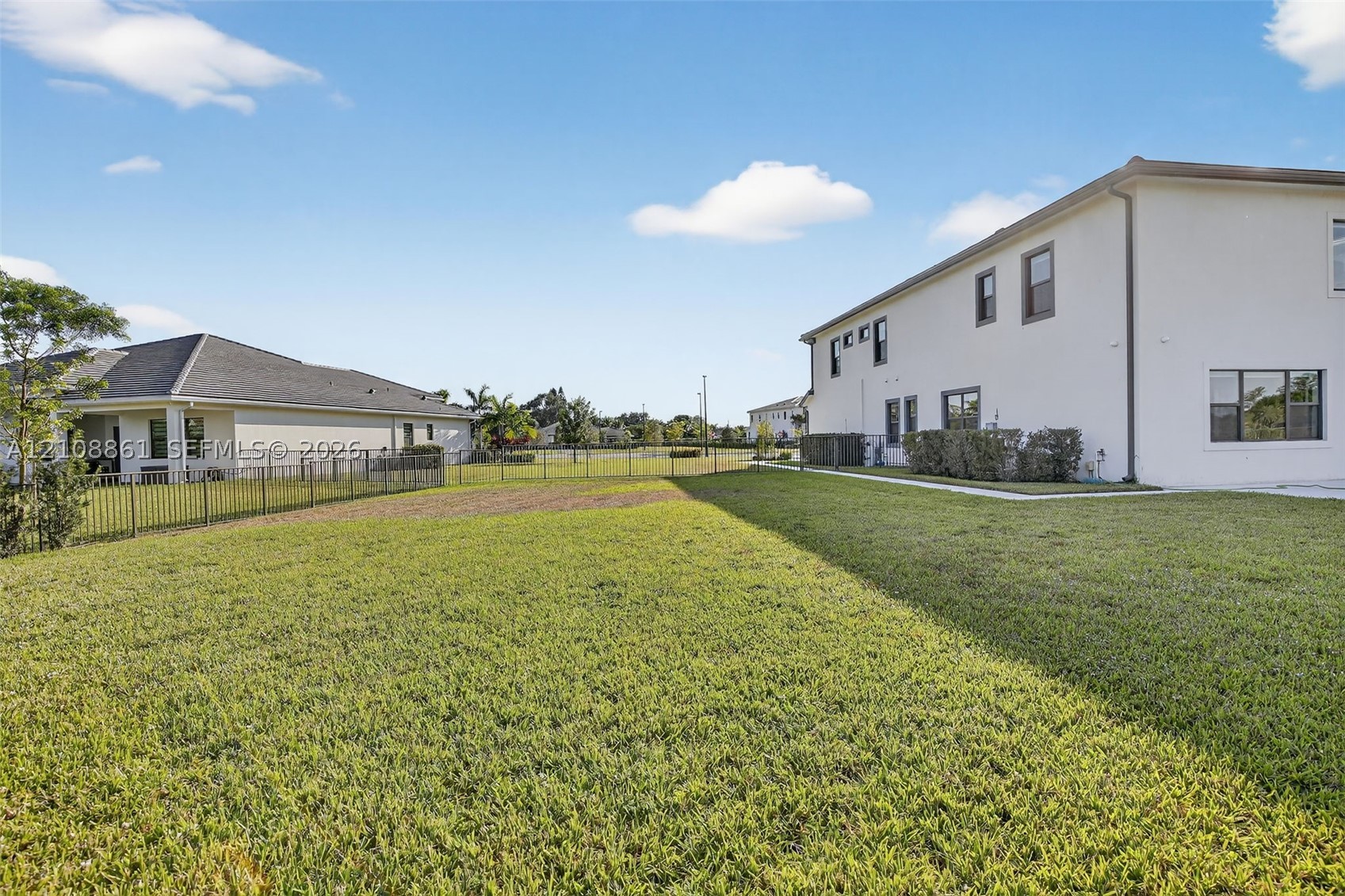 14855 Millstone Ranches Dr, Davie FL 33331