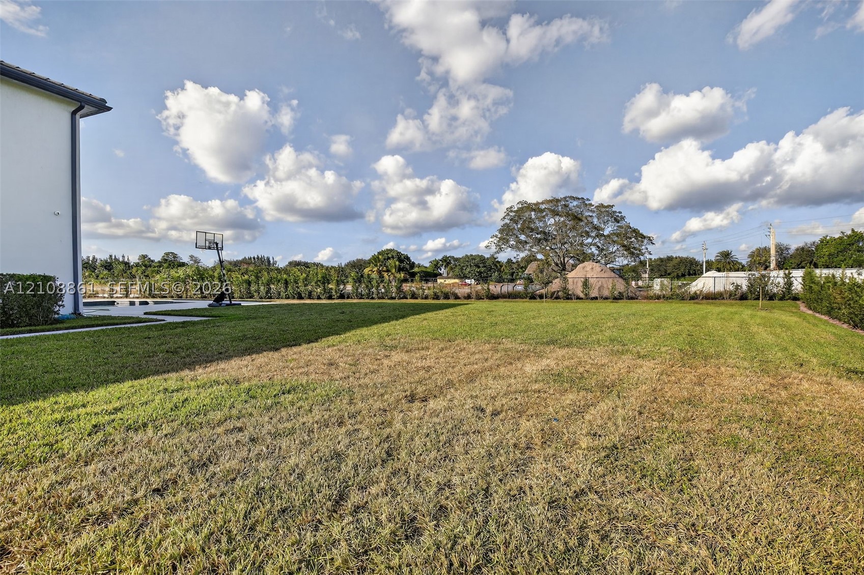 14855 Millstone Ranches Dr, Davie FL 33331