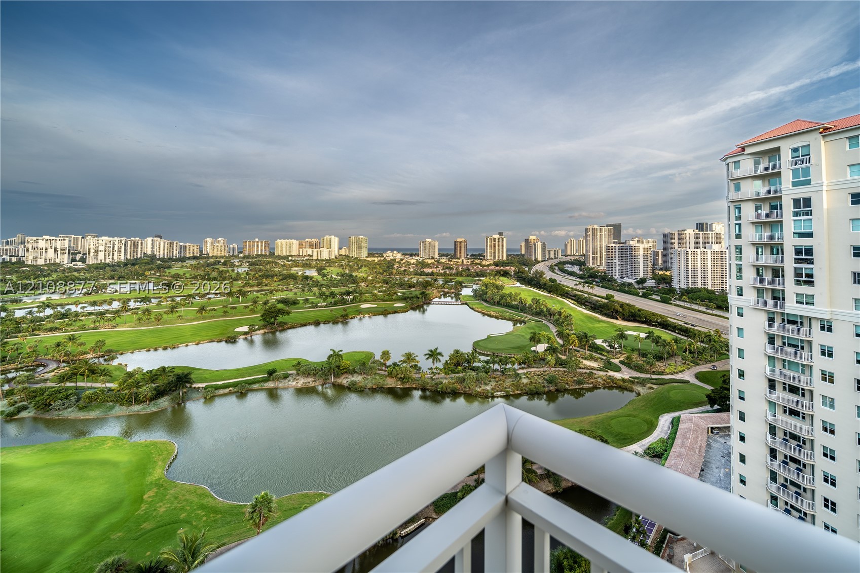19501 W Country Club Dr #2103, Aventura FL 33180