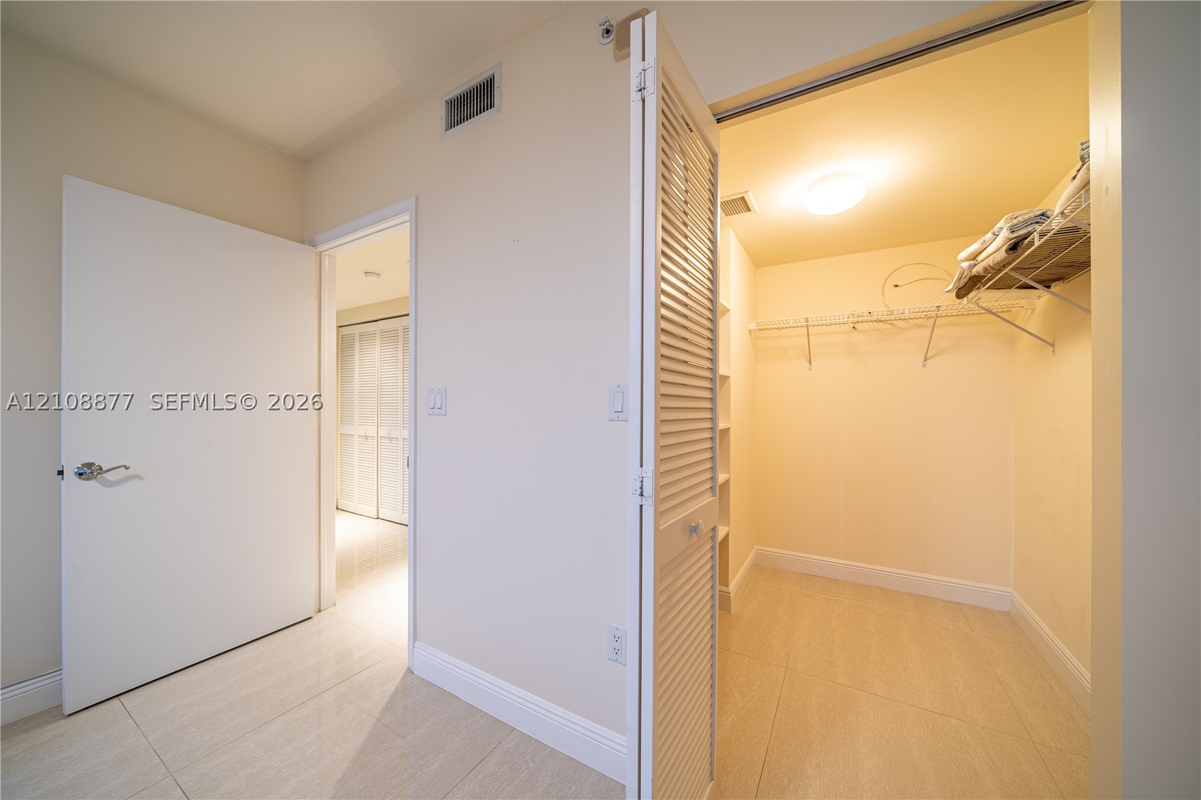 19501 W Country Club Dr #2103, Aventura FL 33180