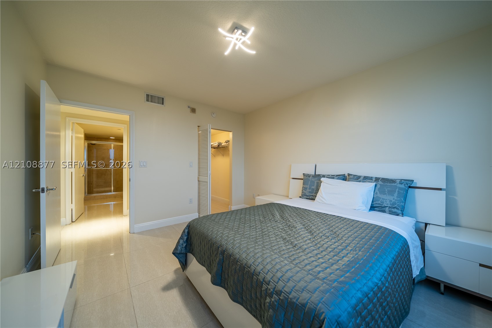 19501 W Country Club Dr #2103, Aventura FL 33180