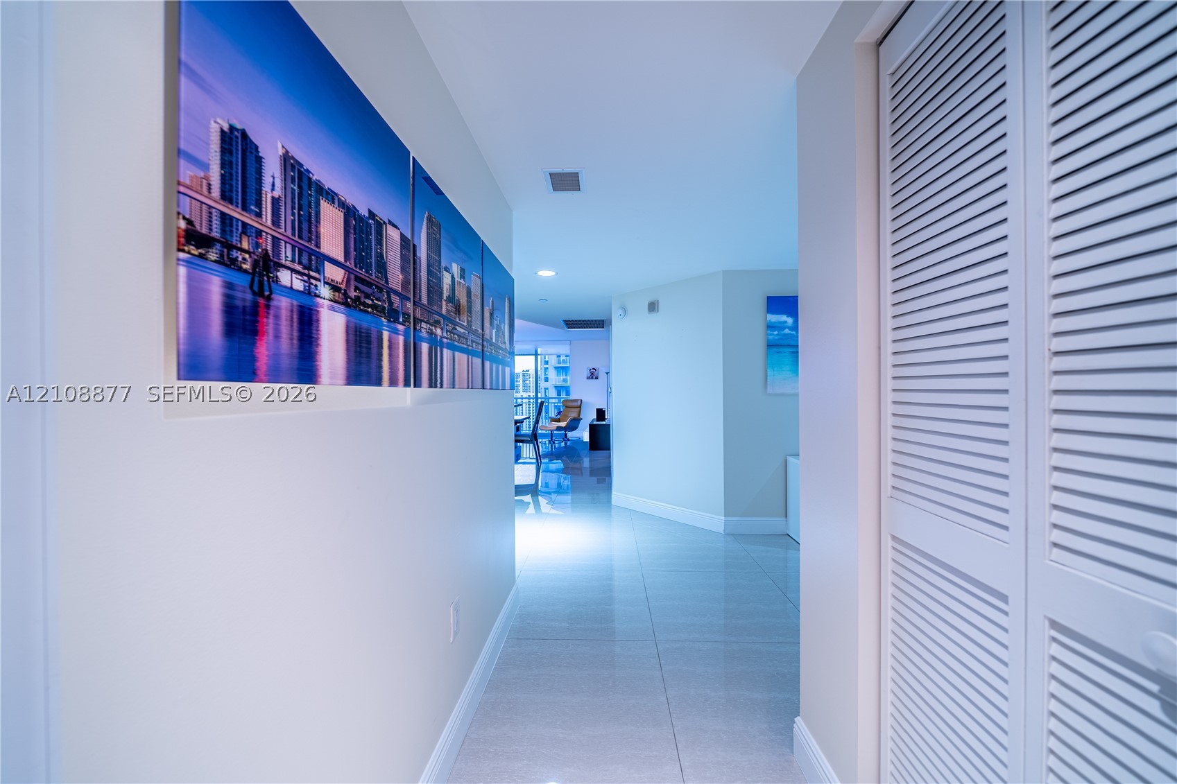 19501 W Country Club Dr #2103, Aventura FL 33180