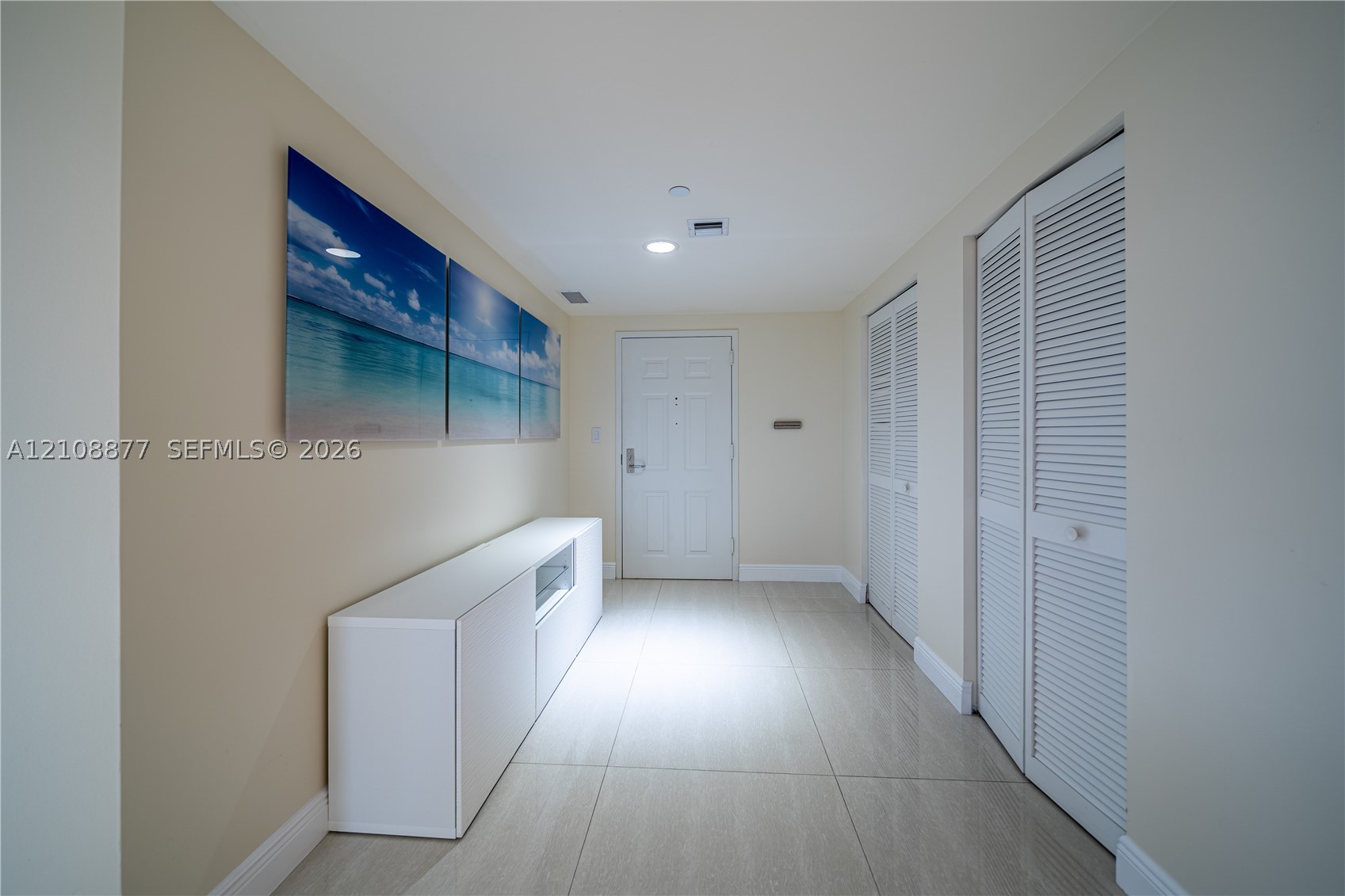 19501 W Country Club Dr #2103, Aventura FL 33180