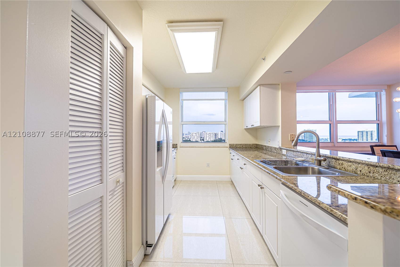 19501 W Country Club Dr #2103, Aventura FL 33180