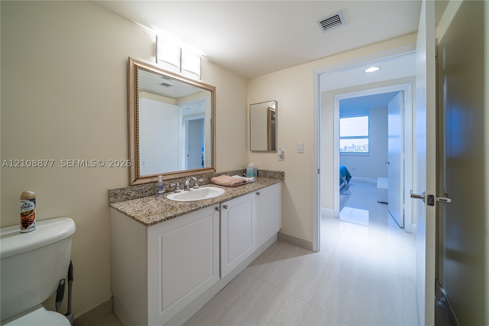 19501 W Country Club Dr #2103, Aventura FL 33180