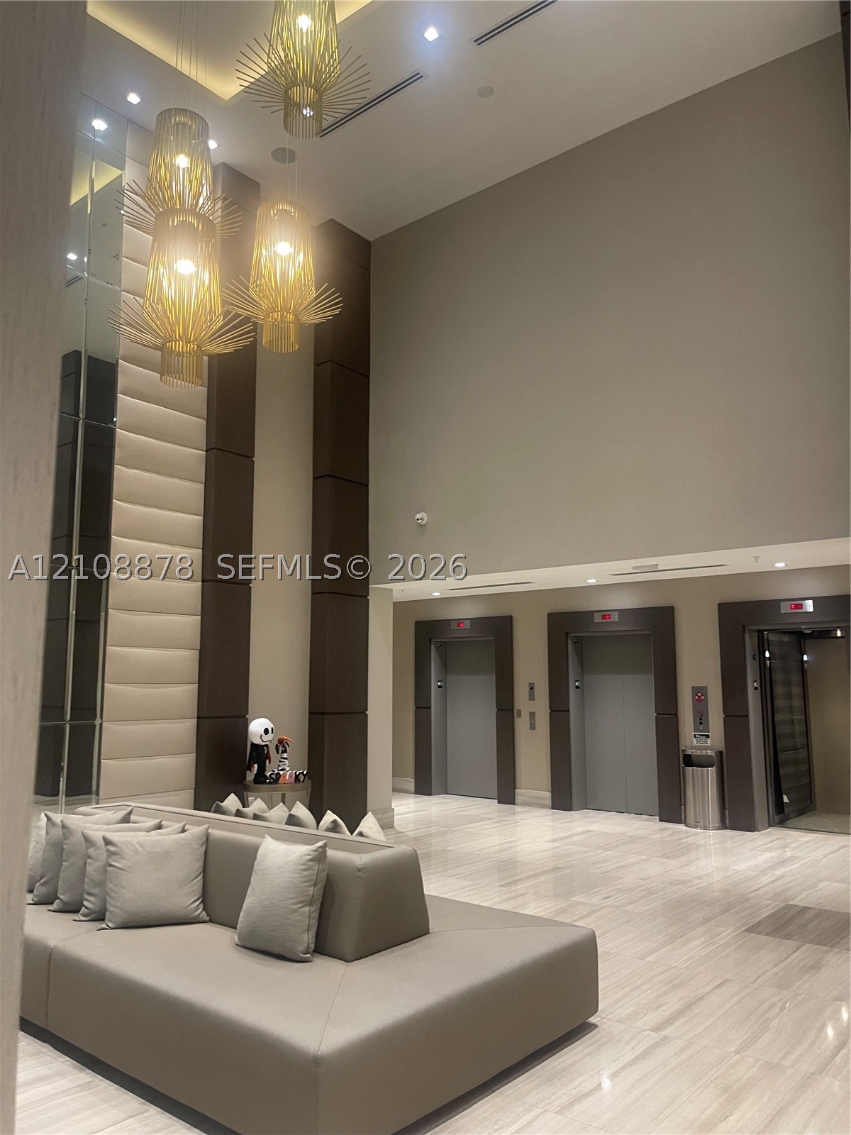 1010 SW 2nd Ave #808, Miami FL 33130