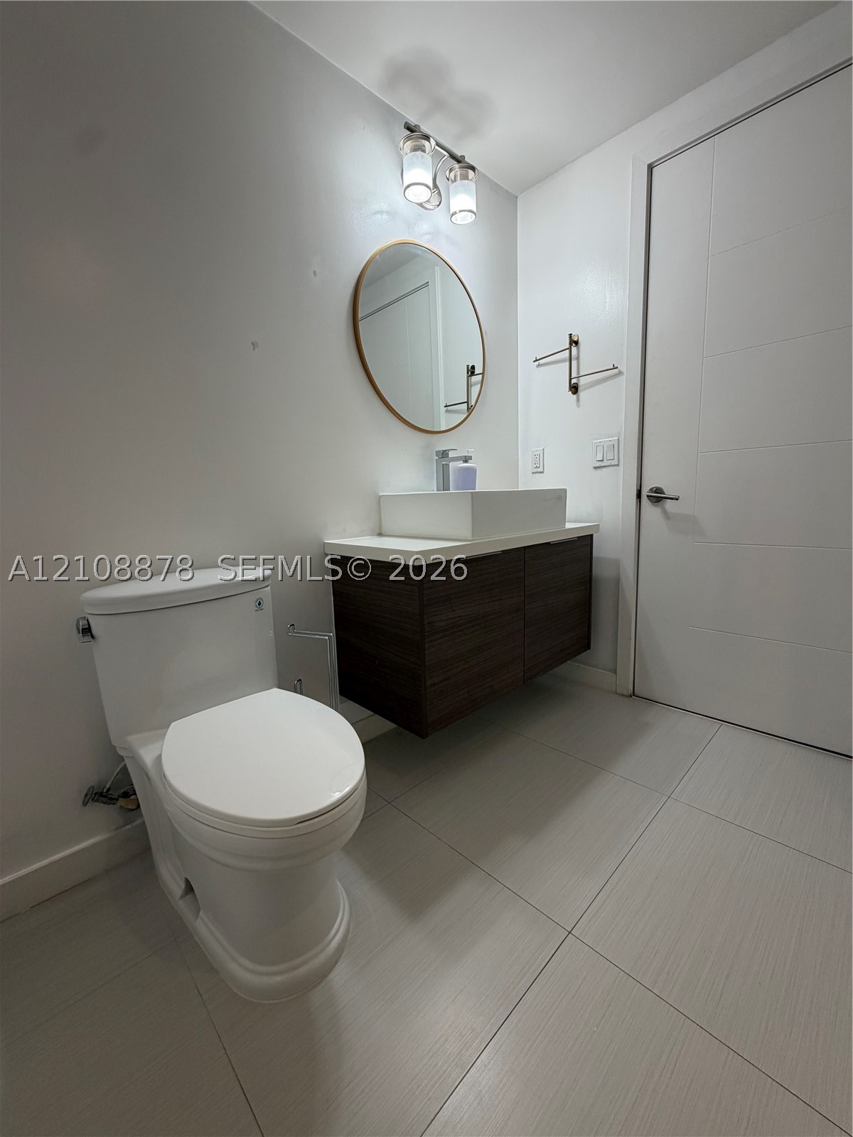 1010 SW 2nd Ave #808, Miami FL 33130
