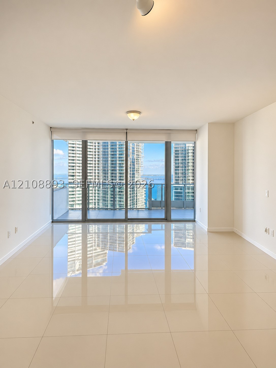 200 Biscayne Boulevard Way #3306, Miami FL 33131