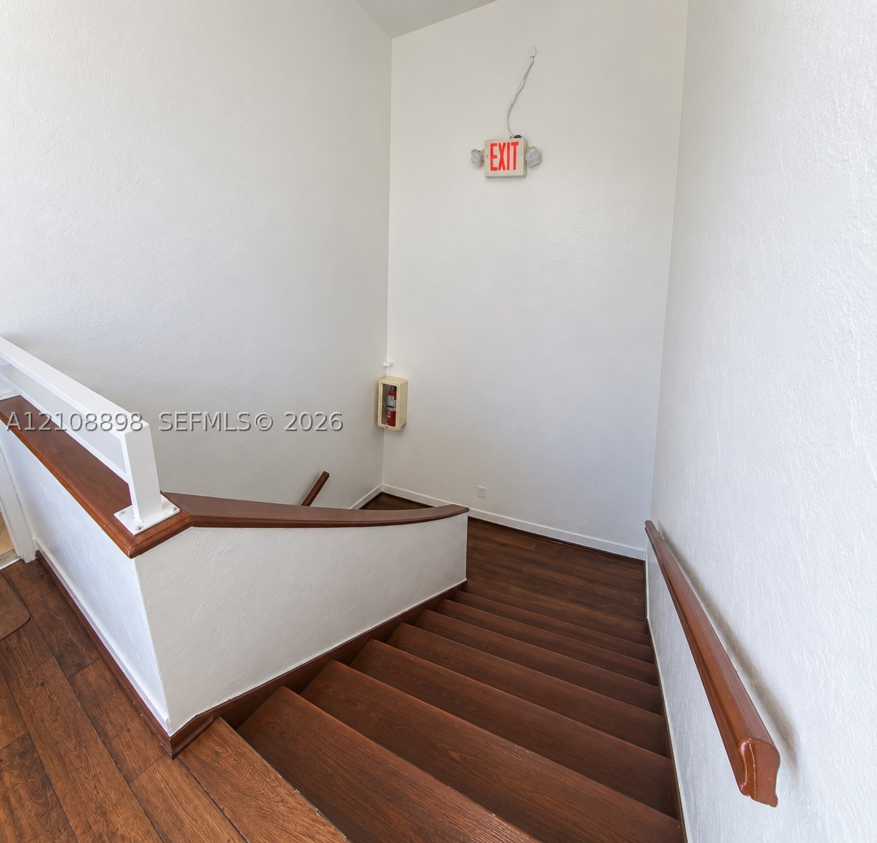 8300 Crespi Blvd #3, Miami Beach FL 33141