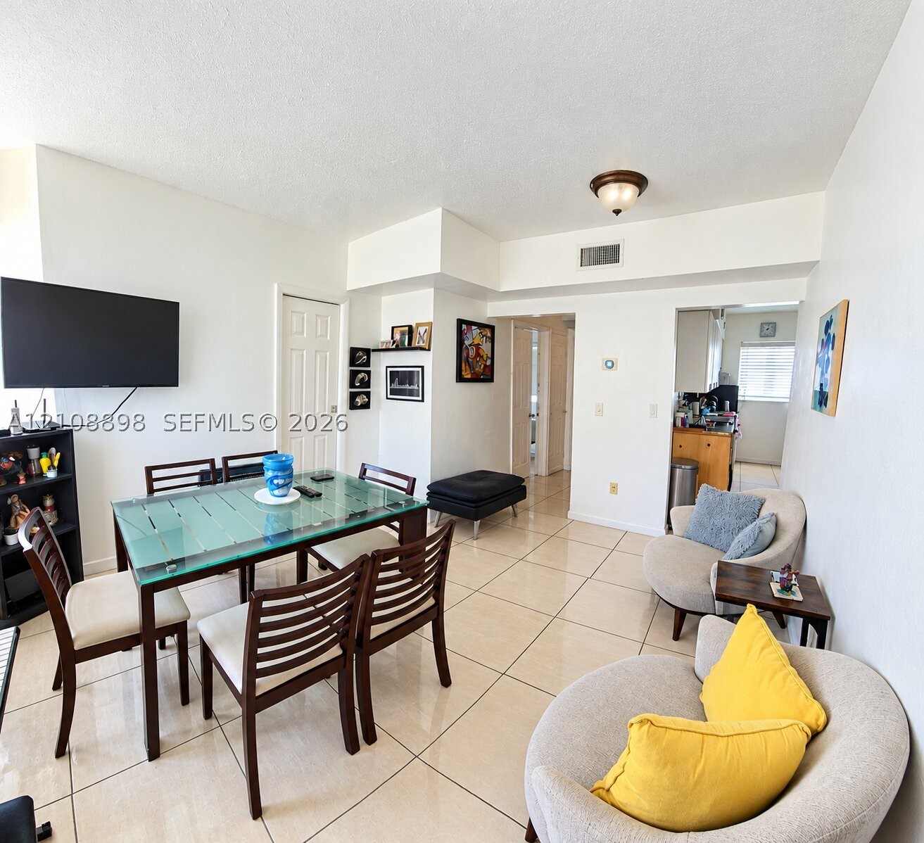 8300 Crespi Blvd #3, Miami Beach FL 33141