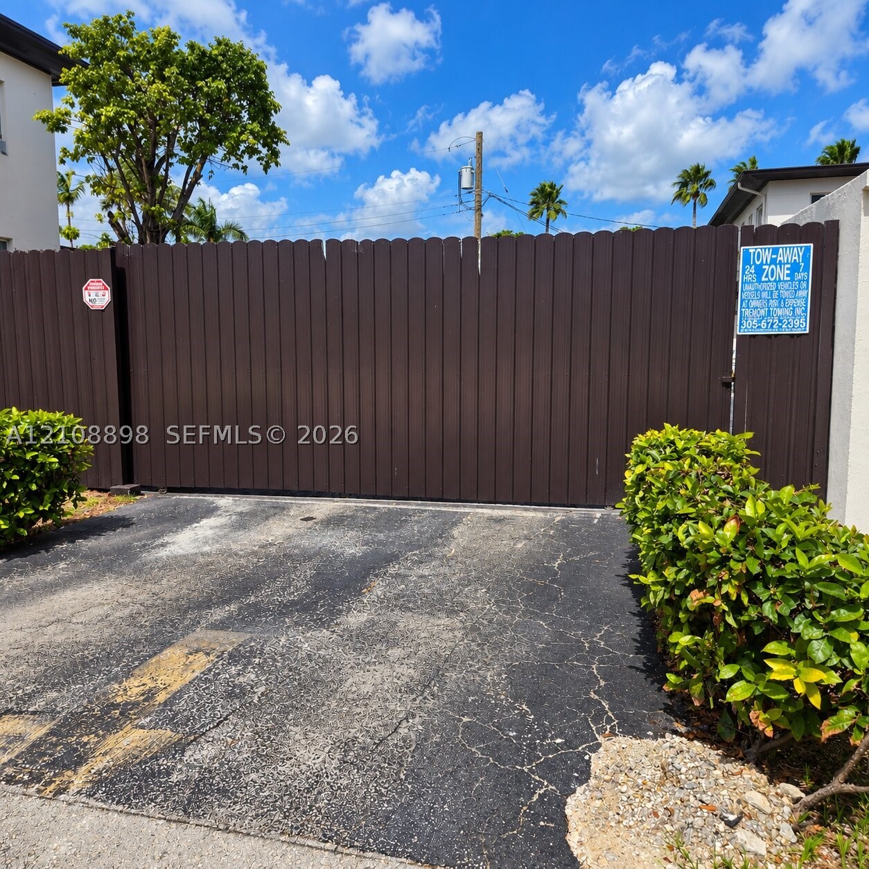 8300 Crespi Blvd #3, Miami Beach FL 33141