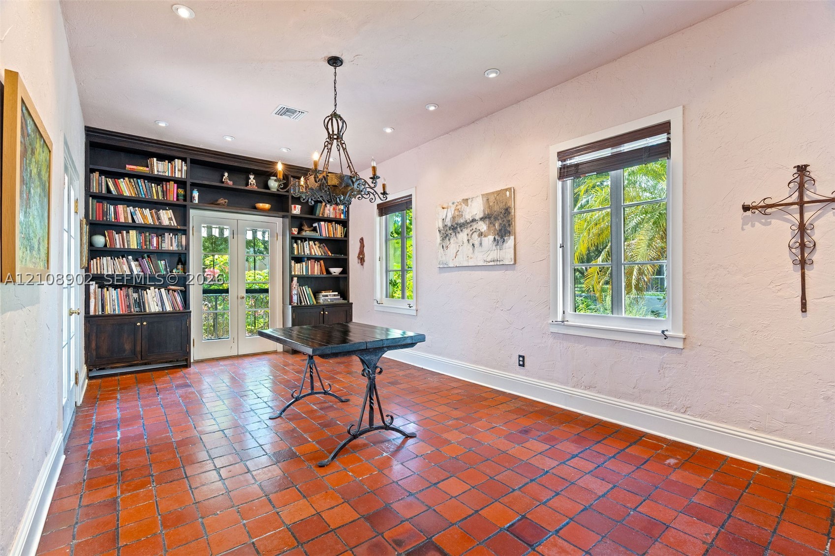 811 Navarre Ave, Coral Gables FL 33134