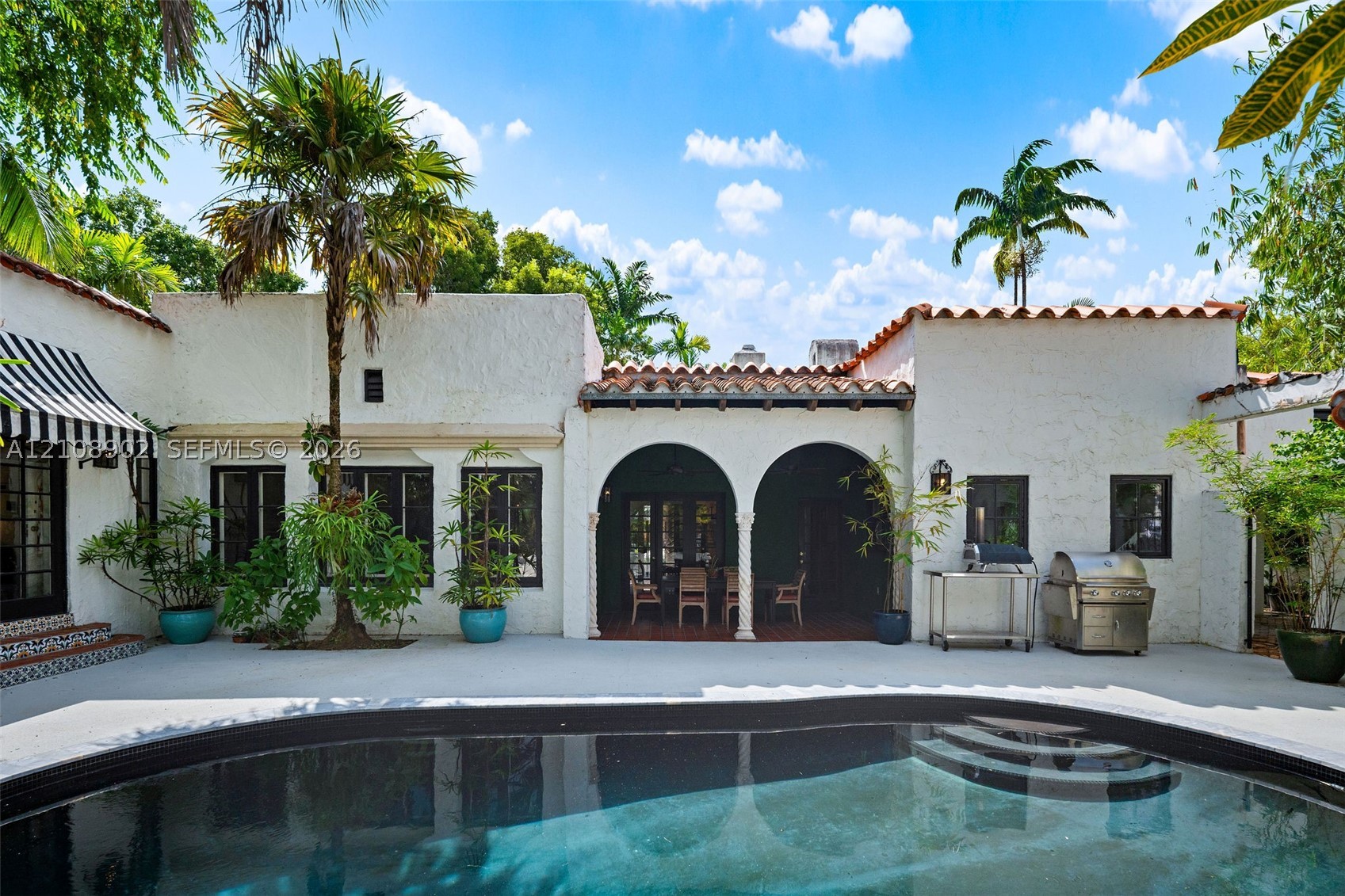 811 Navarre Ave, Coral Gables FL 33134