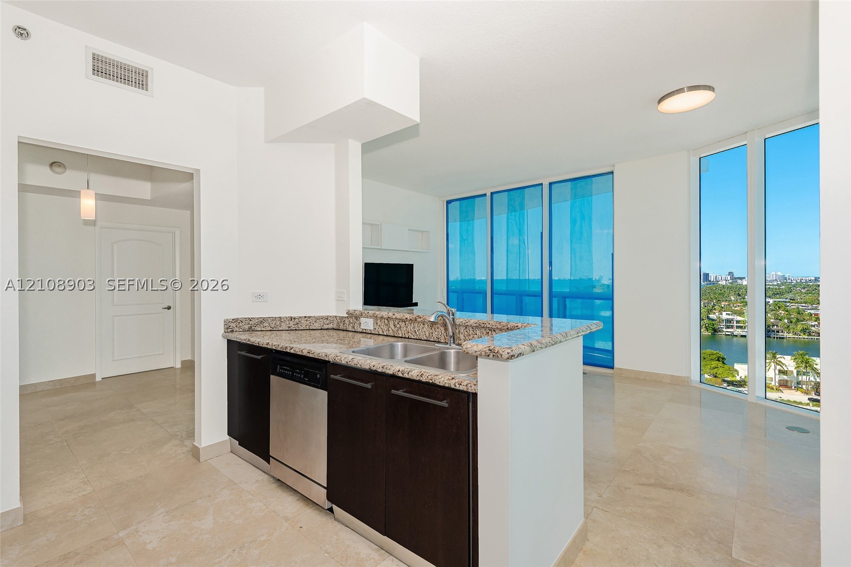 6515 Collins Ave #1509, Miami Beach FL 33141
