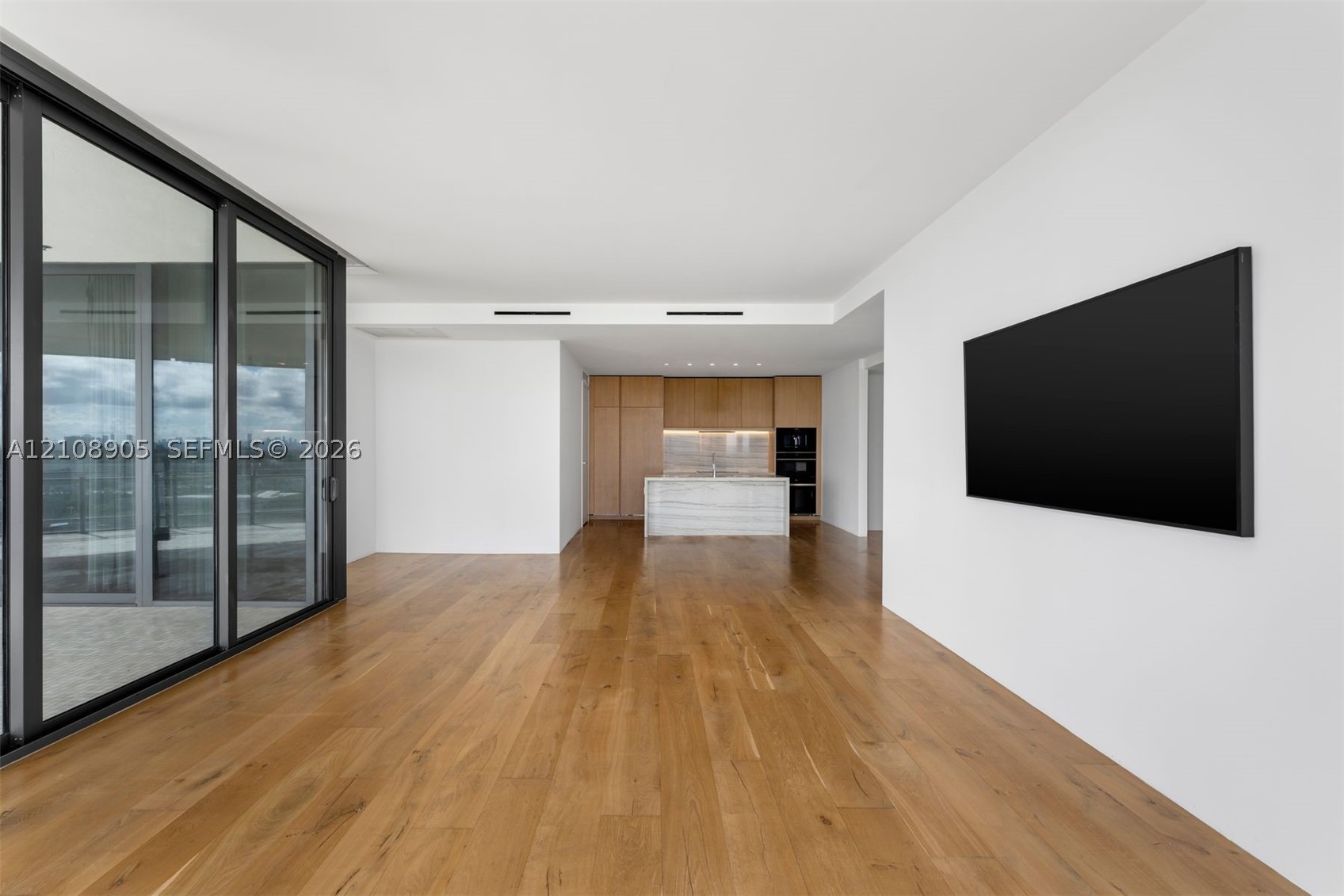 8701 Collins Ave #606, Miami Beach FL 33154