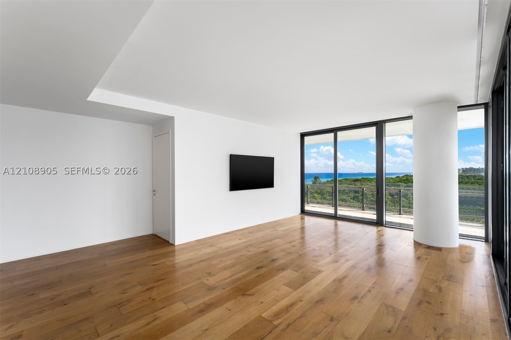 8701 Collins Ave #606, Miami Beach FL 33154