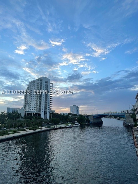 10 SW South River Dr #PHI03, Miami FL 33130