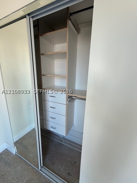 10 SW South River Dr #PHI03, Miami FL 33130