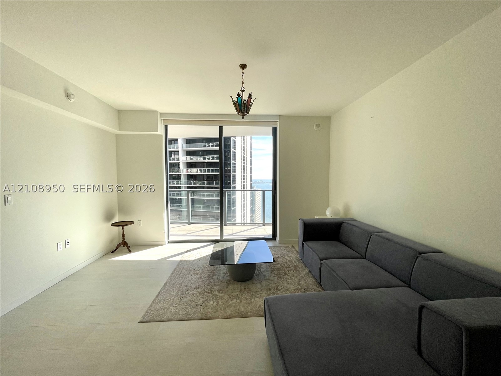 1000 Brickell Plz #4303, Miami FL 33131