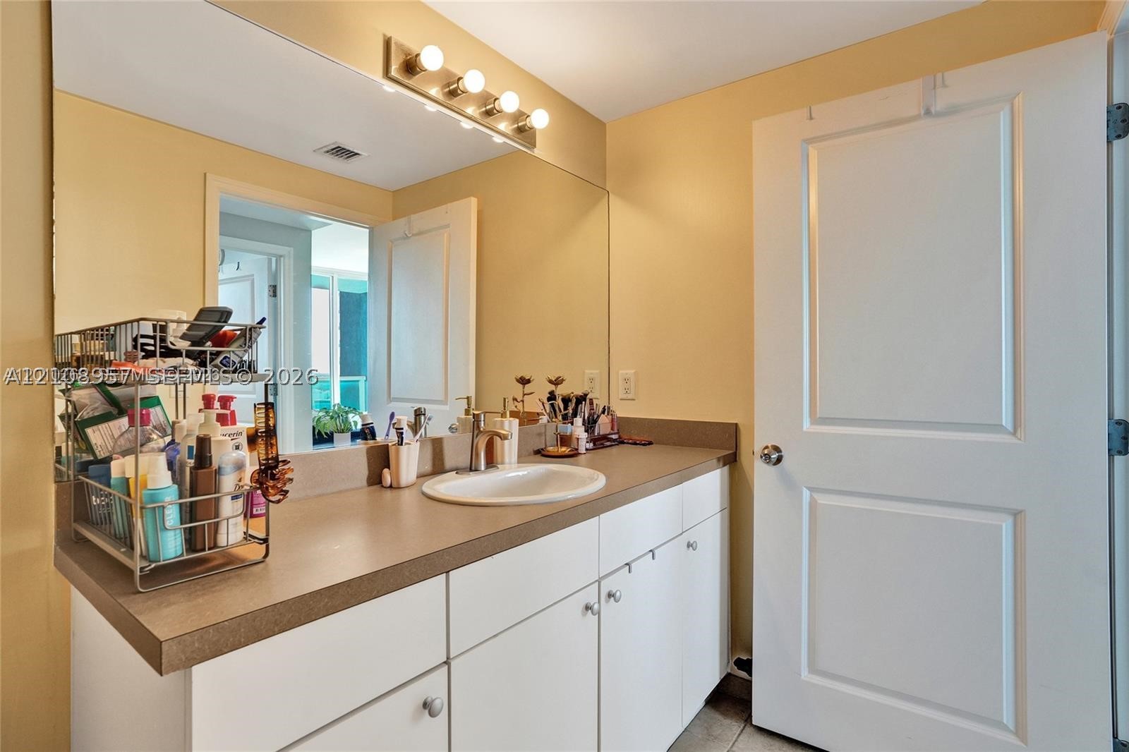 1250 S Miami Ave #2103, Miami FL 33130