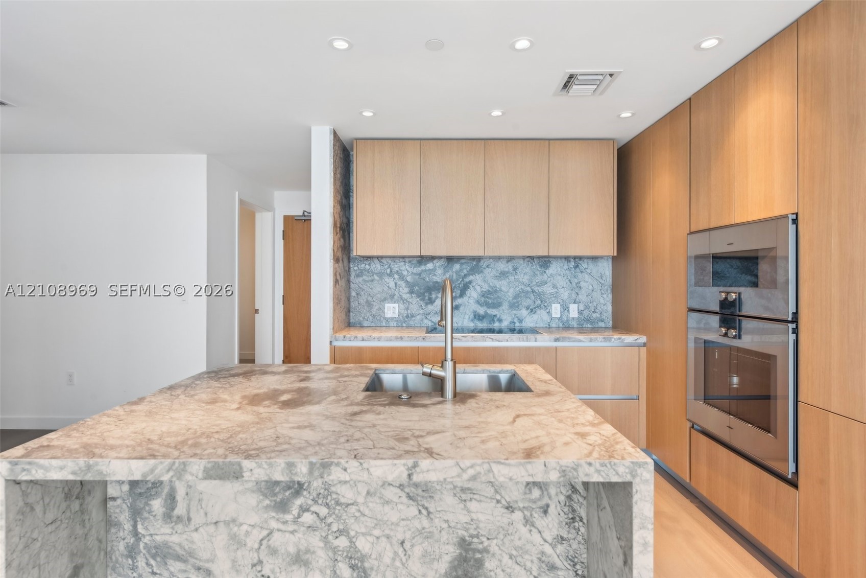 500 Alton Rd. #3004, Miami Beach FL 33139