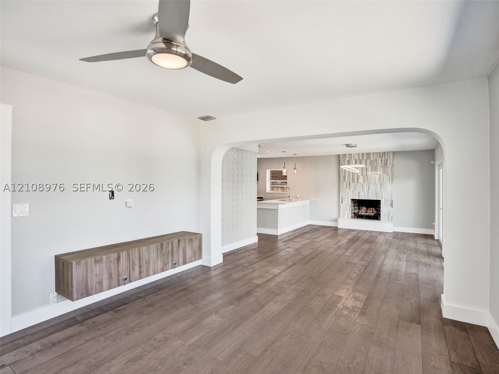 525 SW 12th St, Fort Lauderdale FL 33315