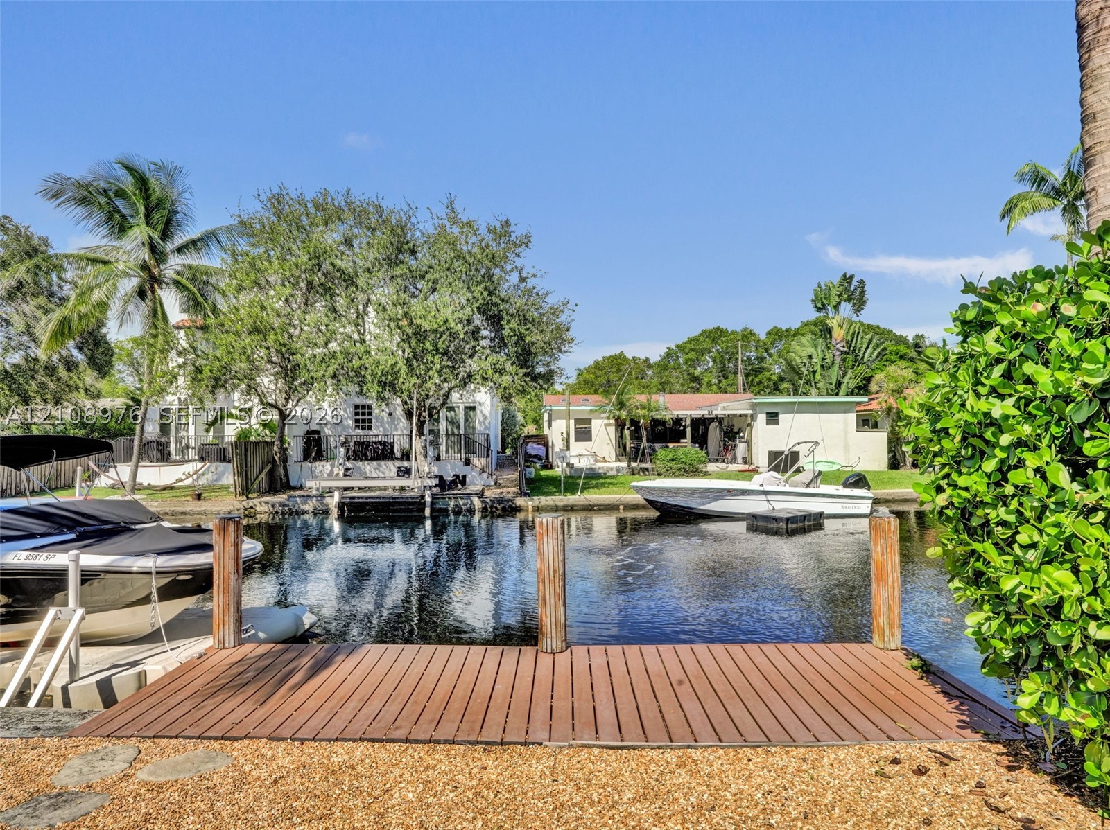 525 SW 12th St, Fort Lauderdale FL 33315