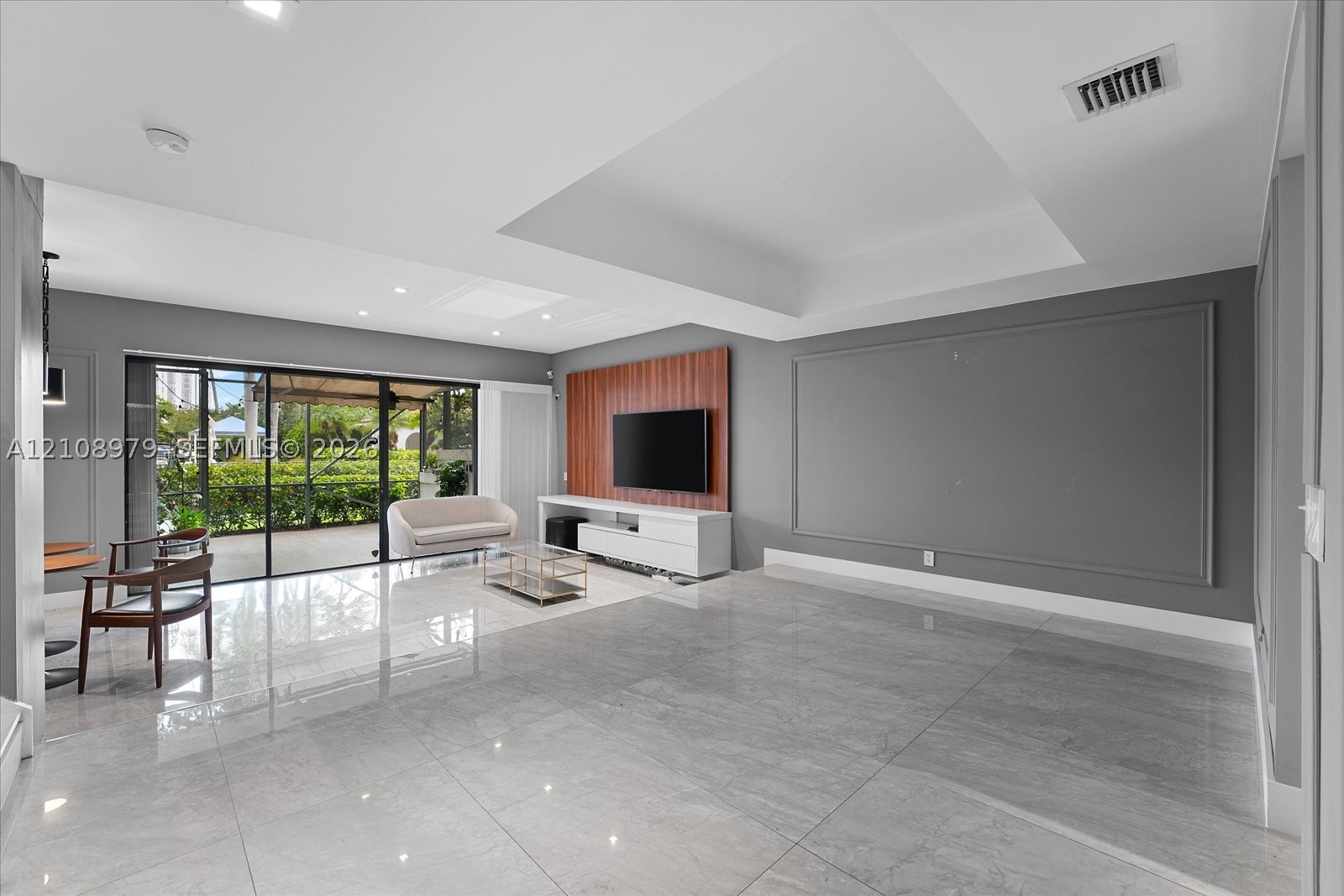 3602 Yacht Club Dr #405, Aventura FL 33180
