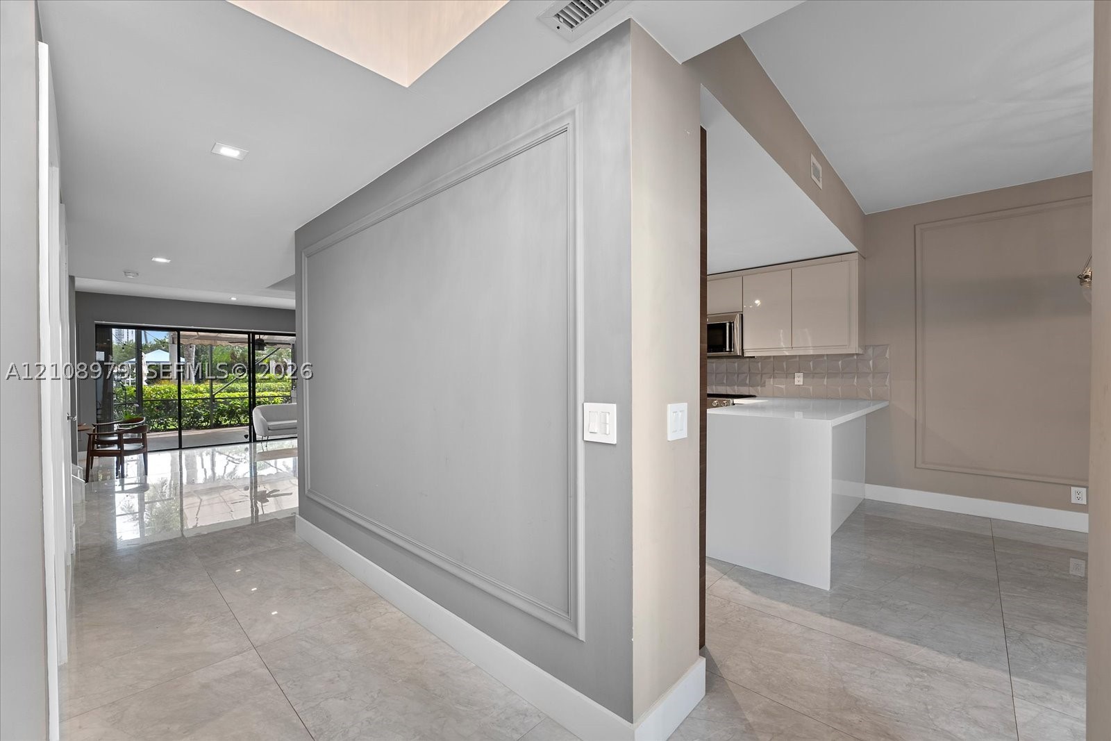 3602 Yacht Club Dr #405, Aventura FL 33180