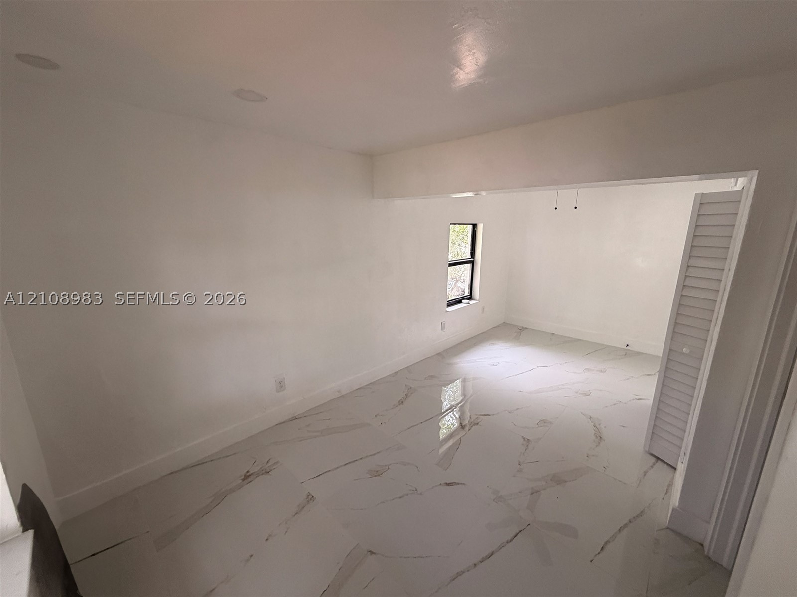 1261 NW 45th St #1261, Miami FL 33142