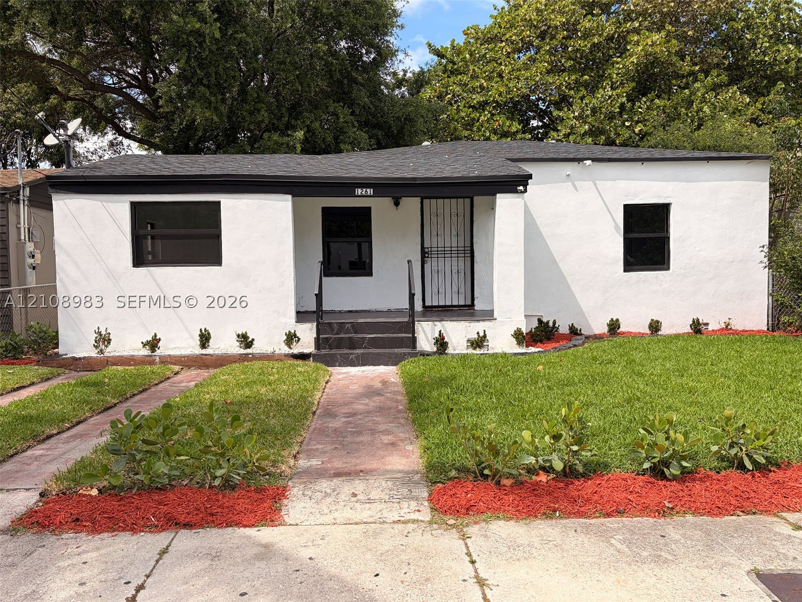 1261 NW 45th St #1261, Miami FL 33142