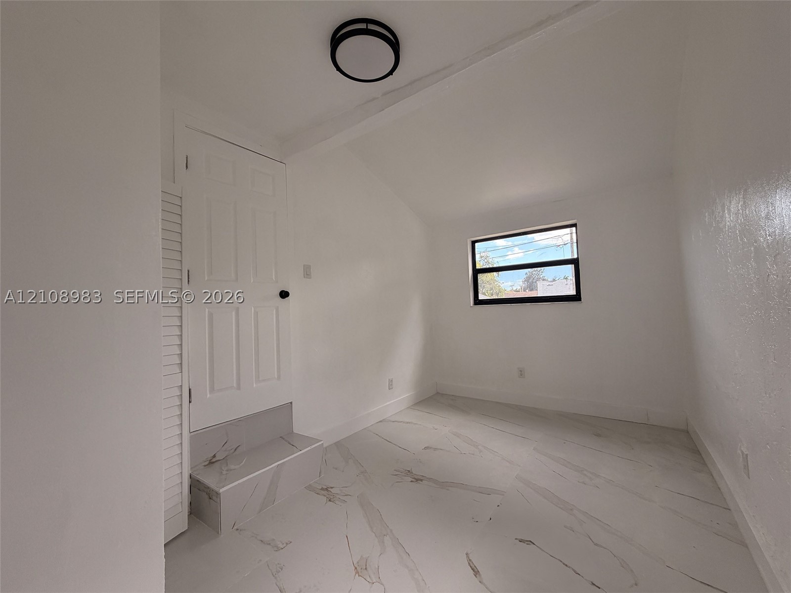 1261 NW 45th St #1261, Miami FL 33142