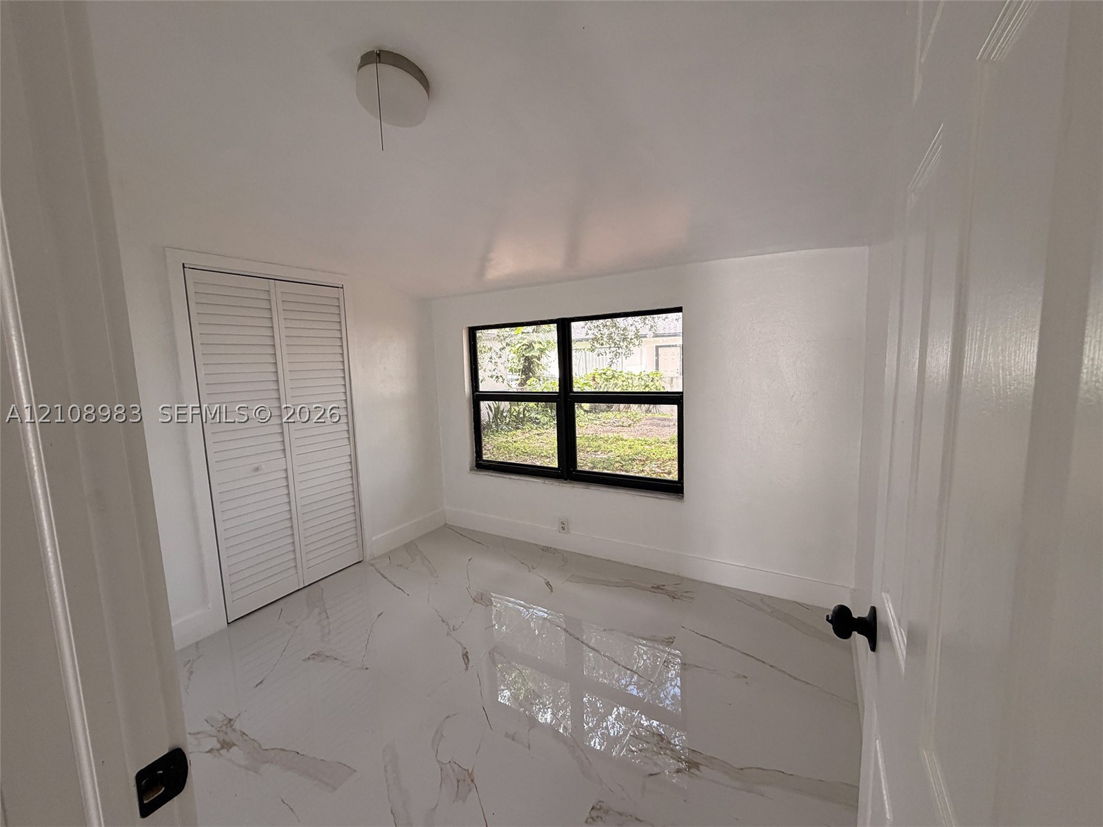 1261 NW 45th St #1261, Miami FL 33142