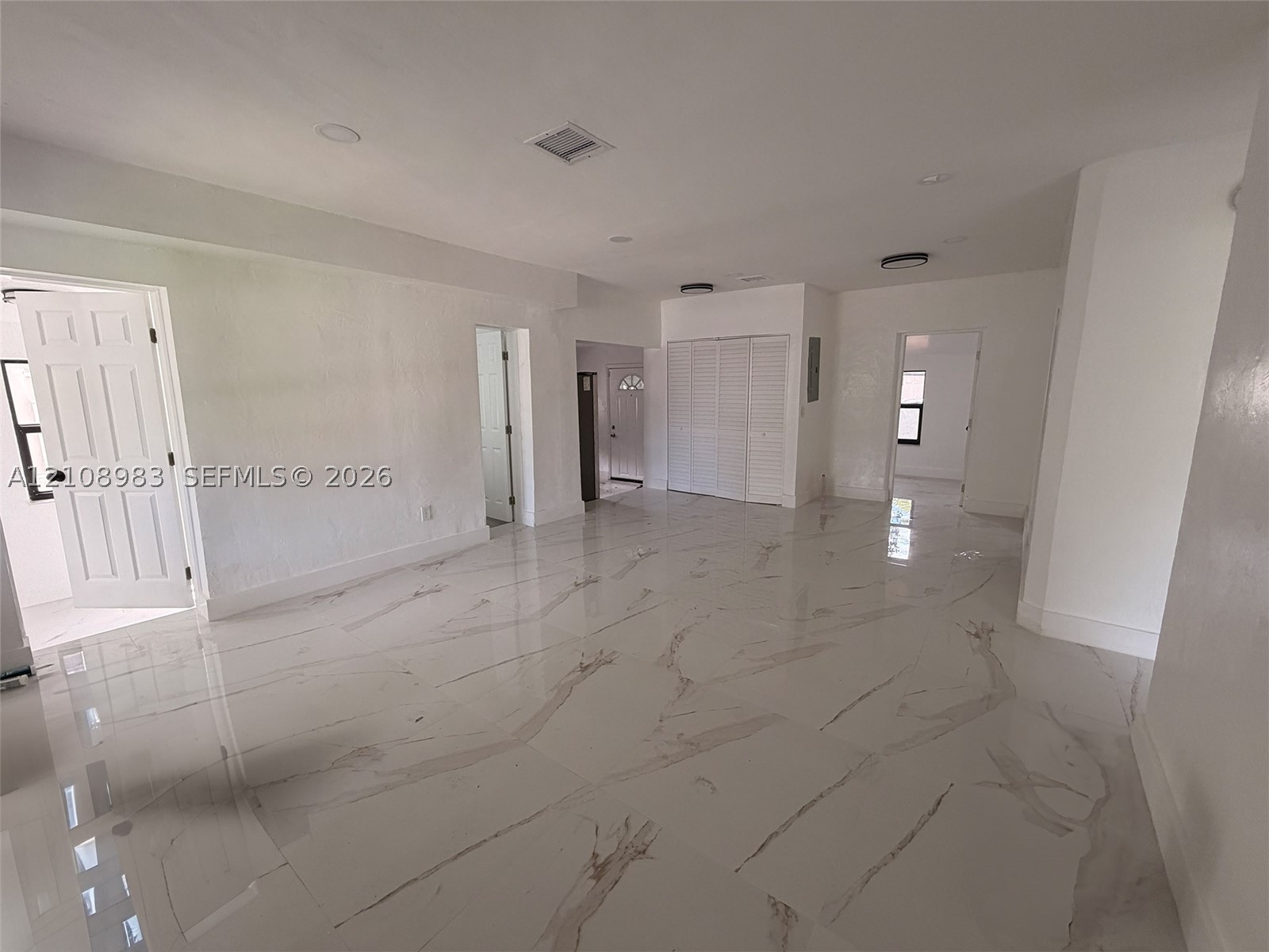 1261 NW 45th St #1261, Miami FL 33142