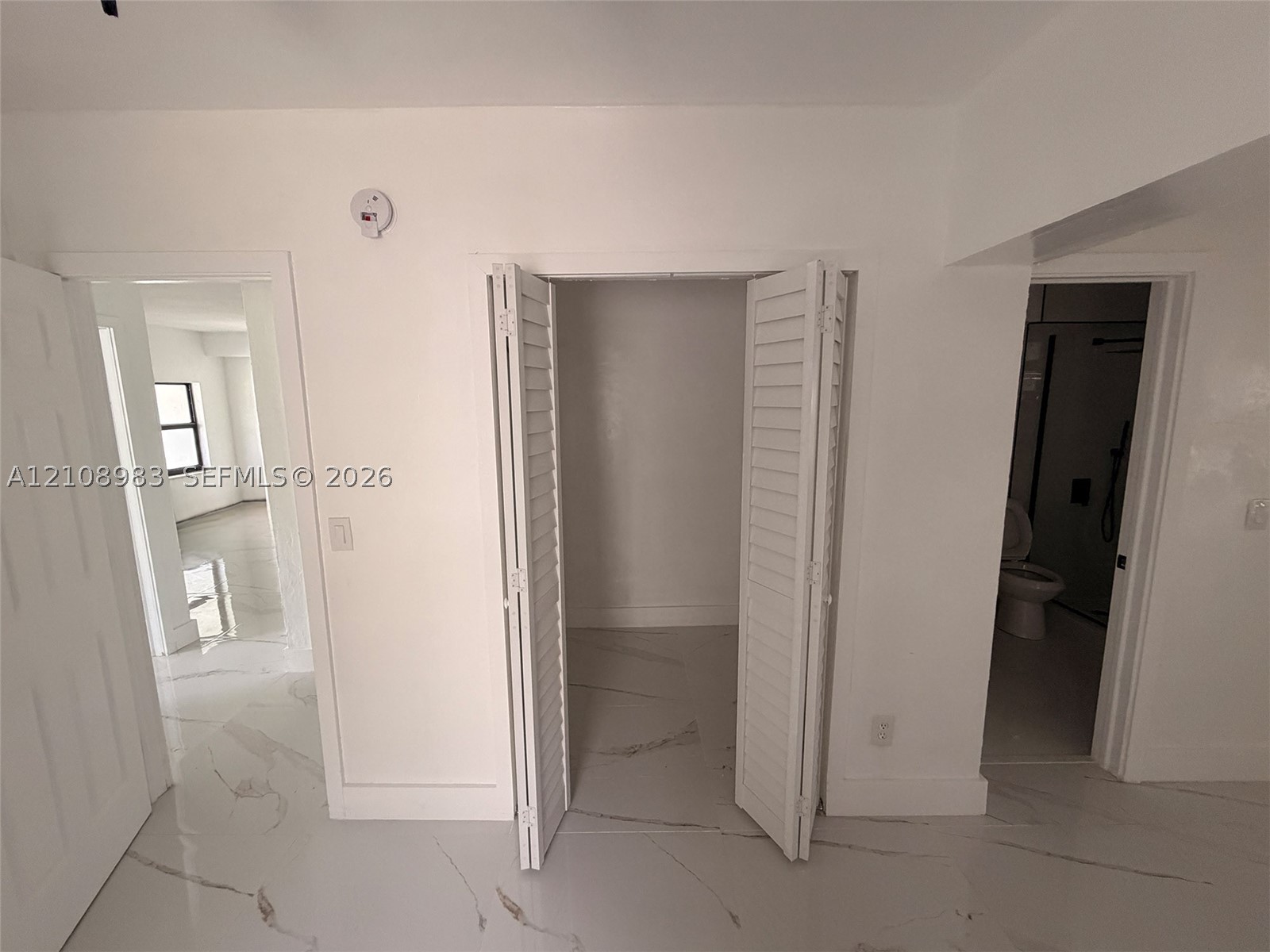 1261 NW 45th St #1261, Miami FL 33142