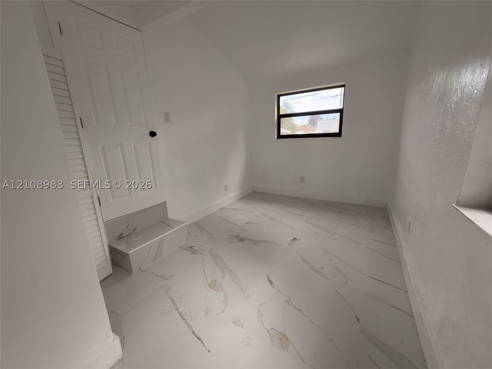1261 NW 45th St #1261, Miami FL 33142