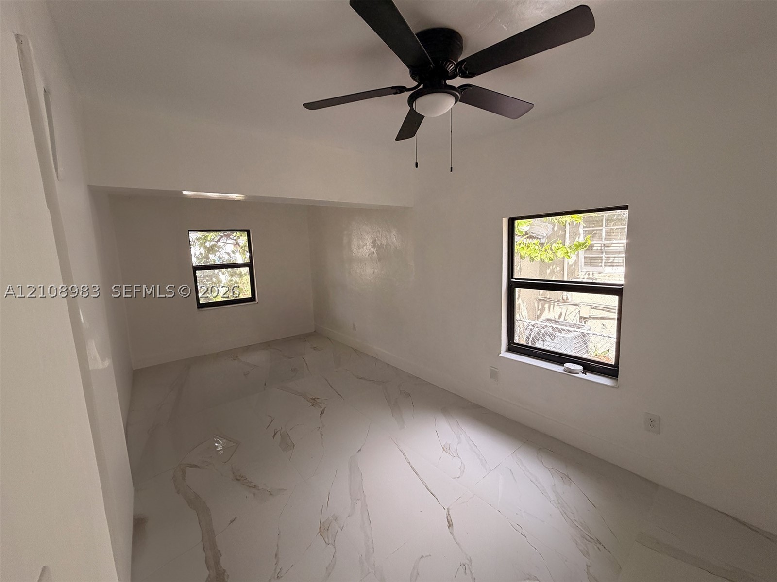 1261 NW 45th St #1261, Miami FL 33142
