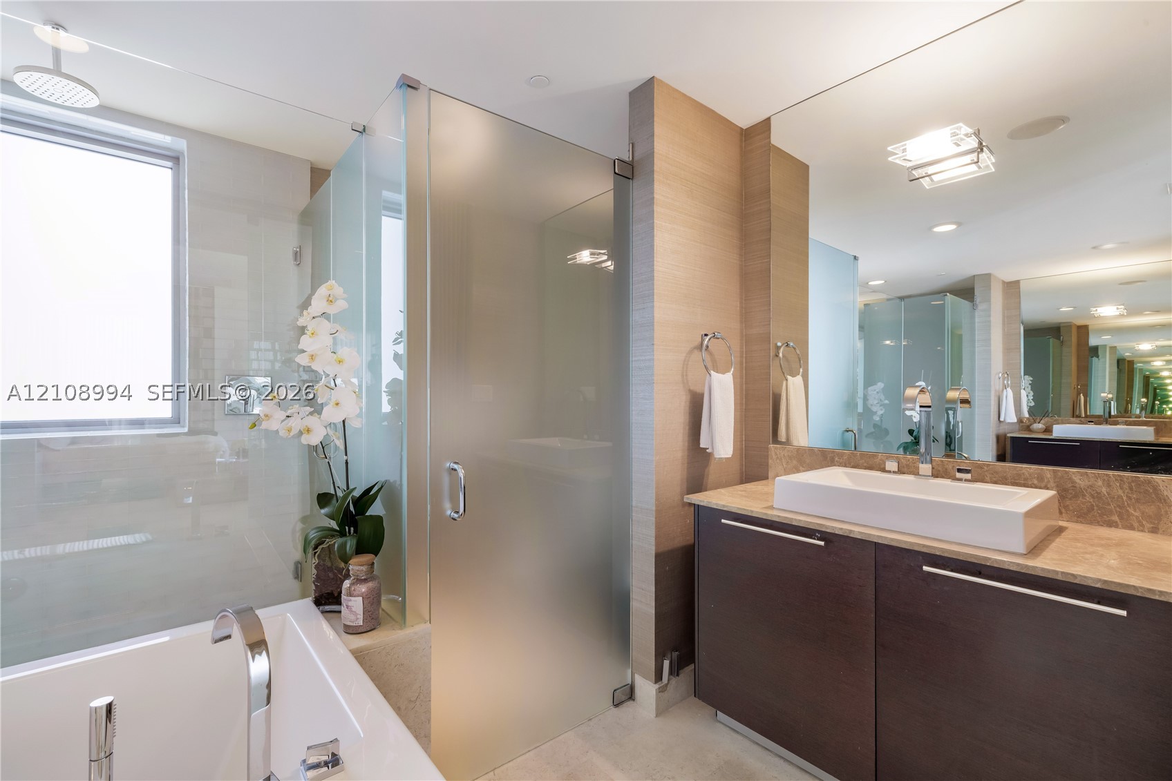 125 Ocean Dr #U-0501, Miami Beach FL 33139
