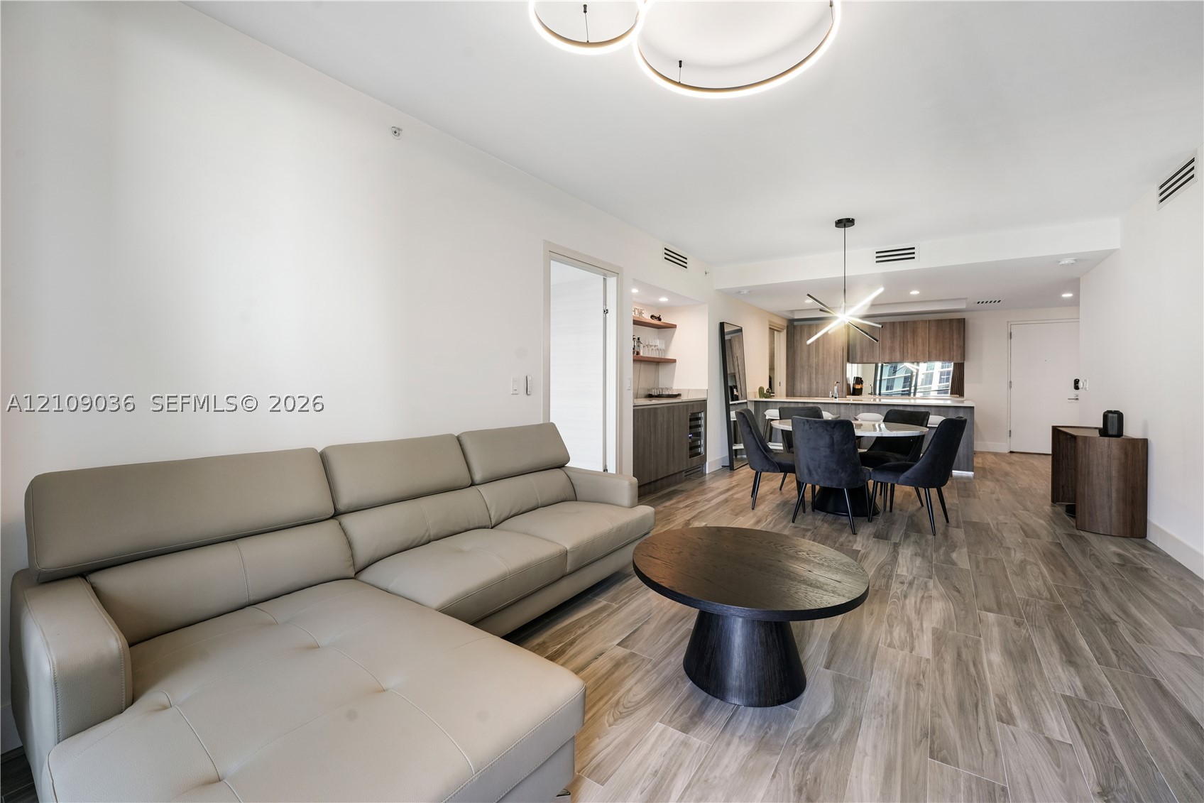 801 S Miami Ave #4410, Miami FL 33130