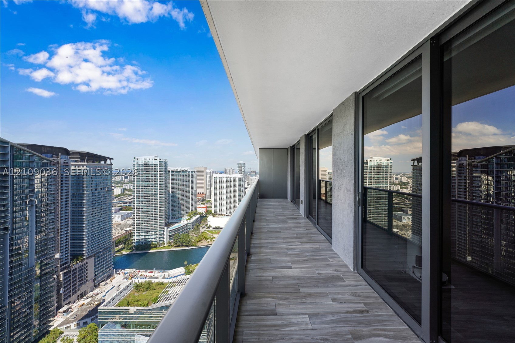 801 S Miami Ave #4410, Miami FL 33130
