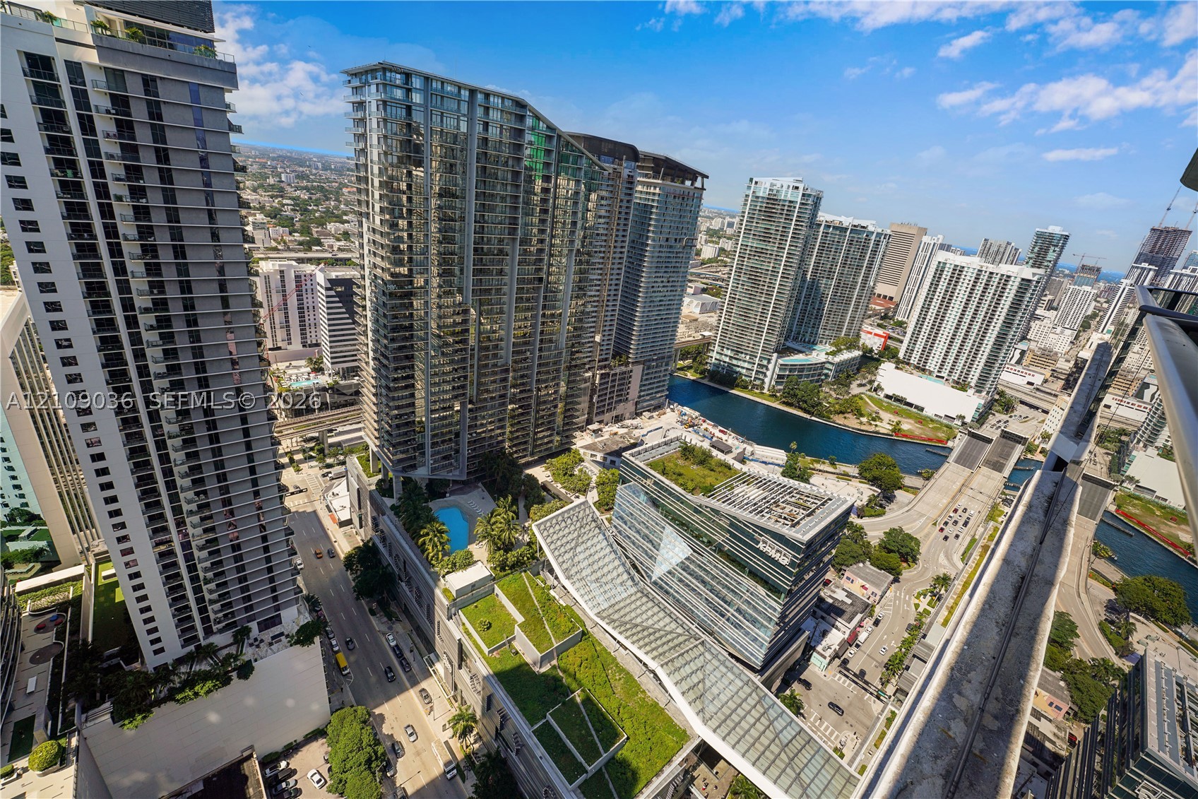 801 S Miami Ave #4410, Miami FL 33130