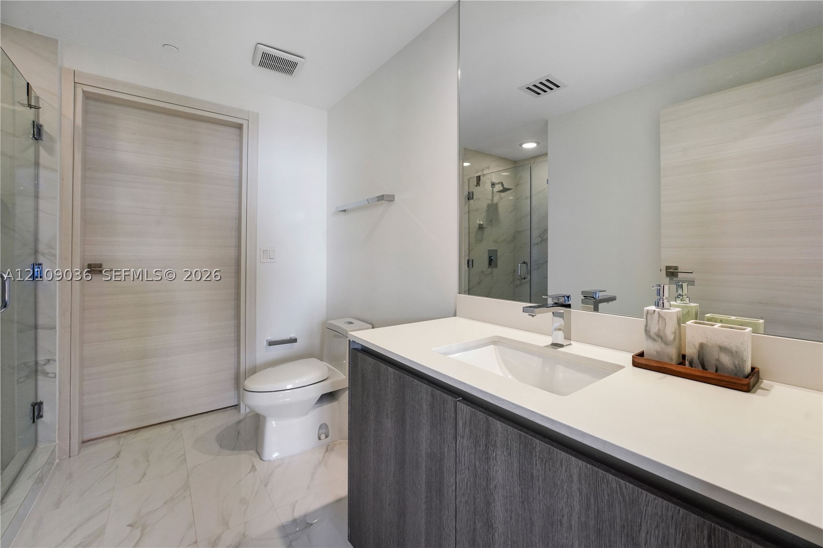 801 S Miami Ave #4410, Miami FL 33130