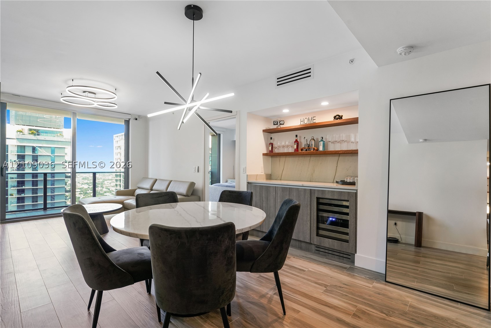 801 S Miami Ave #4410, Miami FL 33130